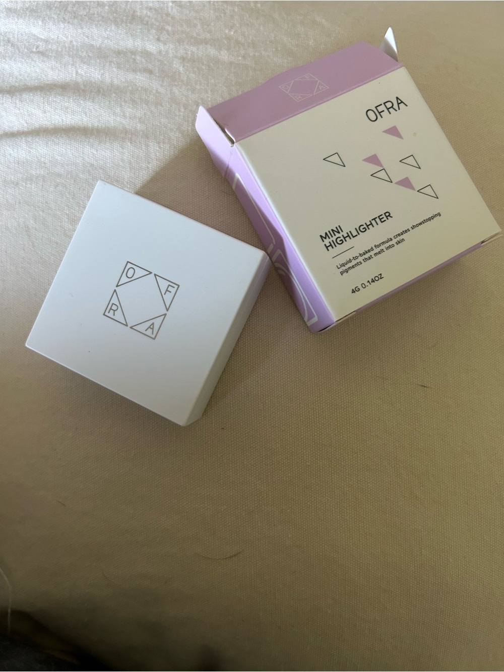 OFRA Radiant mini Rodeo Drive Highlighter - Picture 2 of 5